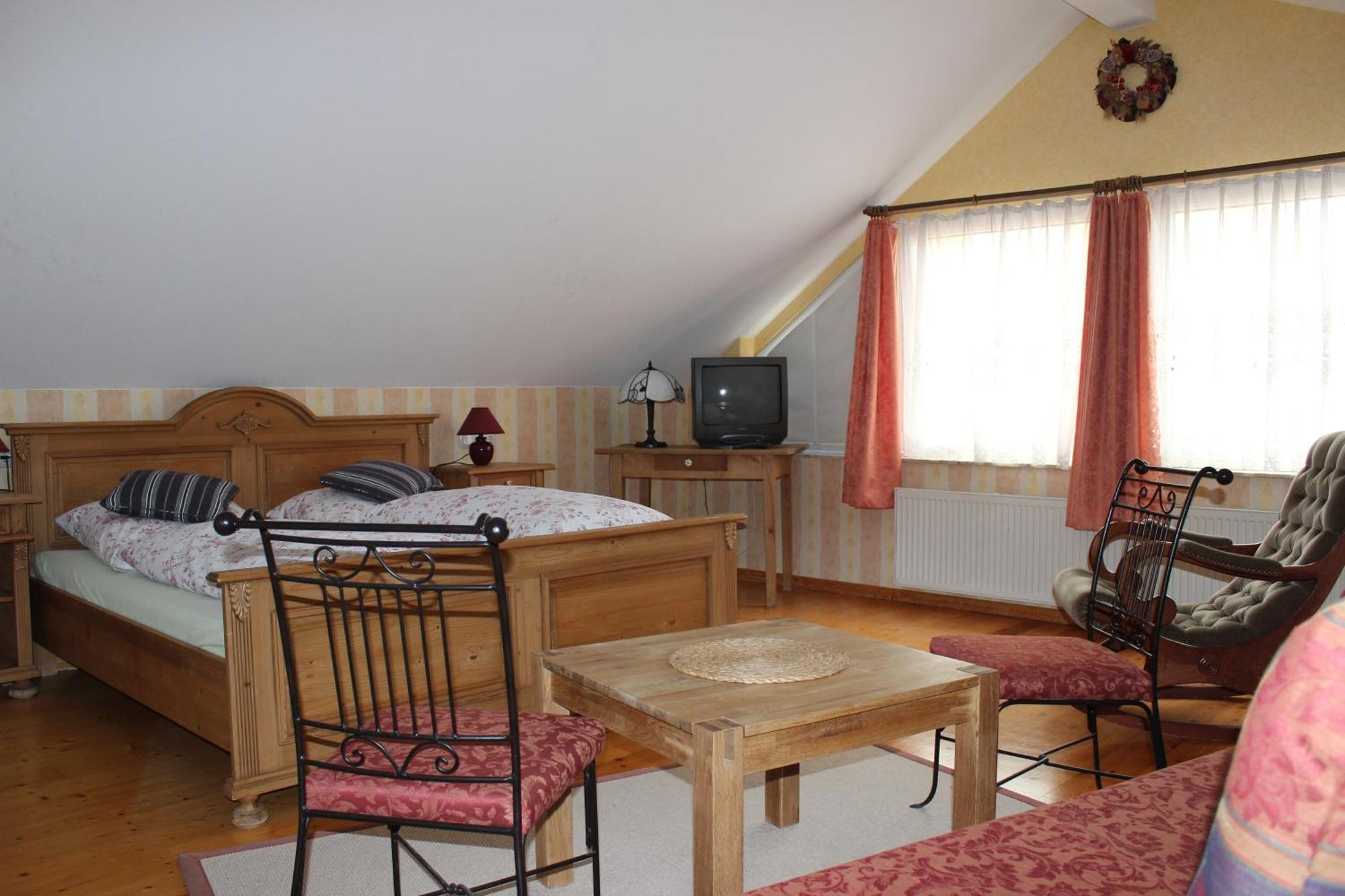 Hotel Restaurant Buergerstube Ulmen Zewnętrze zdjęcie