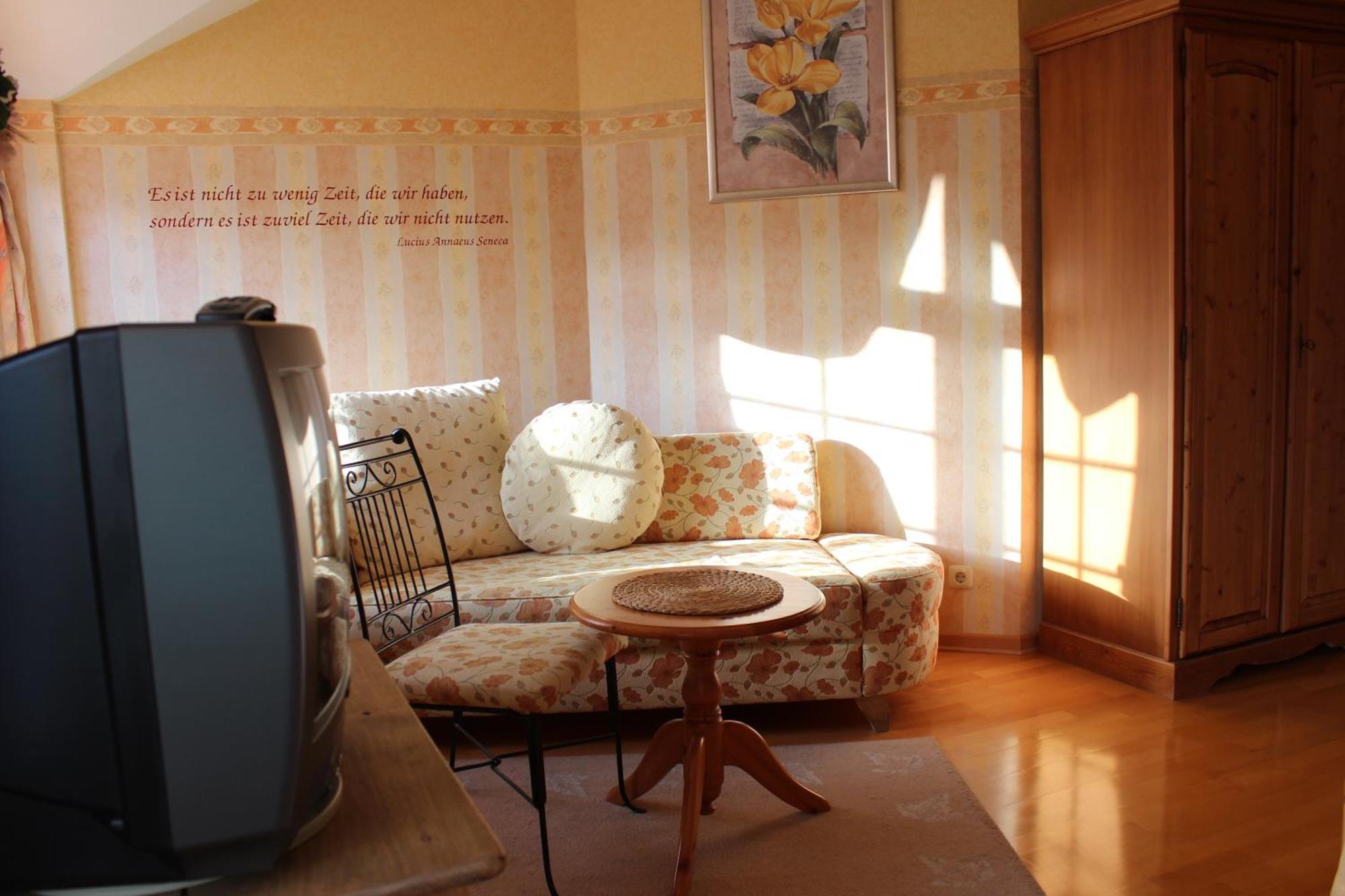 Hotel Restaurant Buergerstube Ulmen Zewnętrze zdjęcie