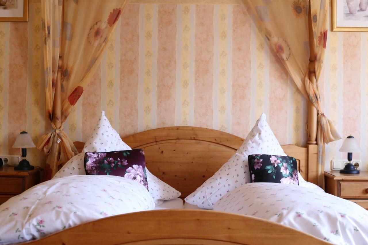 Hotel Restaurant Buergerstube Ulmen Zewnętrze zdjęcie