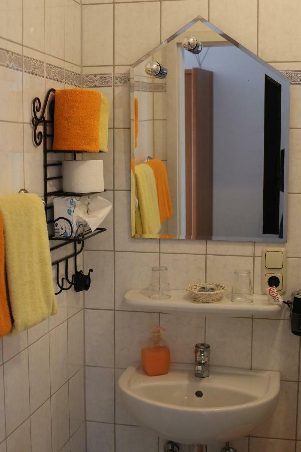 Hotel Restaurant Buergerstube Ulmen Zewnętrze zdjęcie