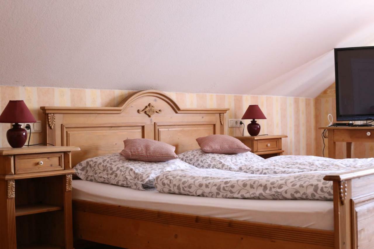 Hotel Restaurant Buergerstube Ulmen Zewnętrze zdjęcie